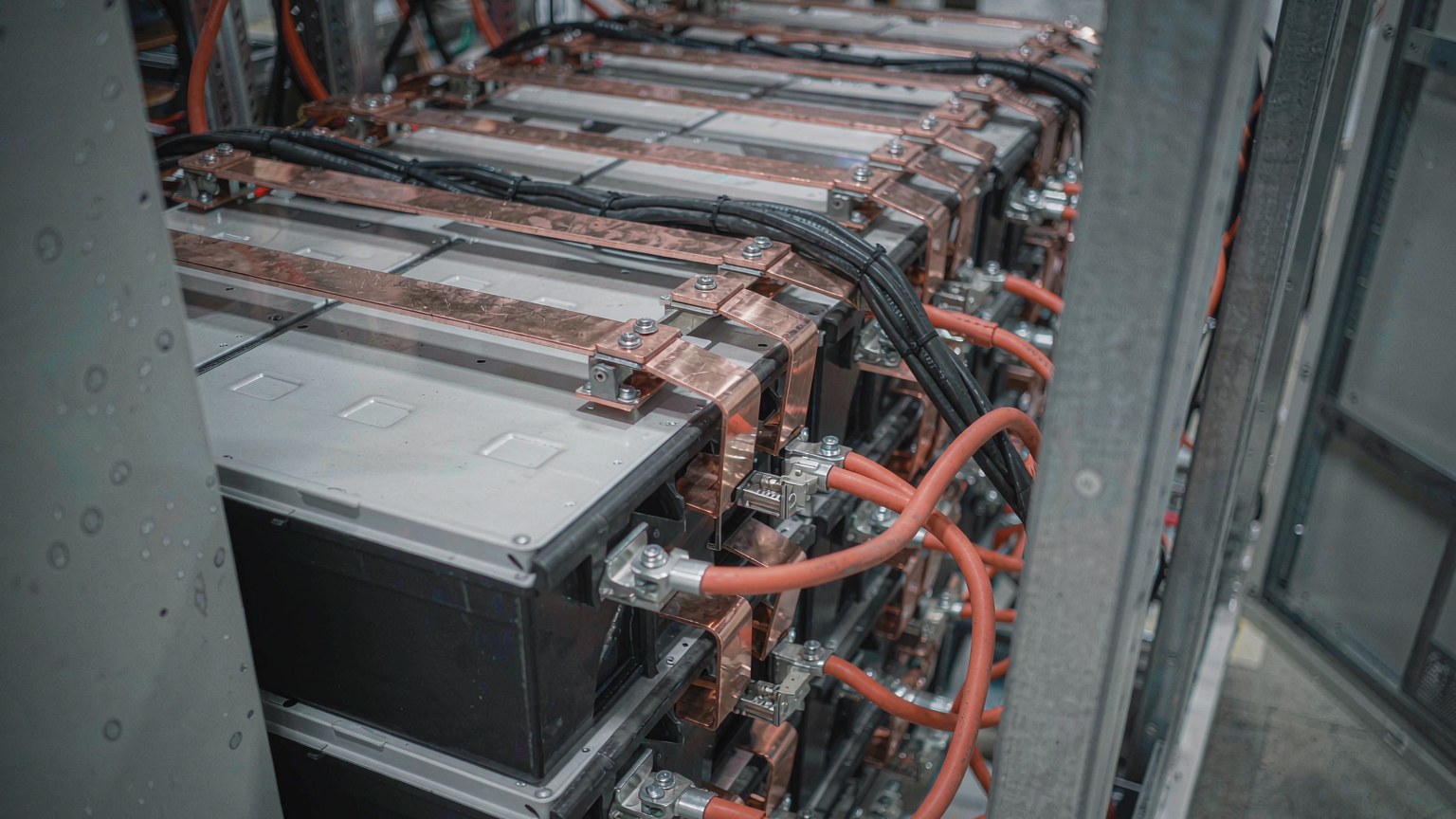 LFP modules inside a storage cabinet: nameplate versus usable energy in battery storage sizing